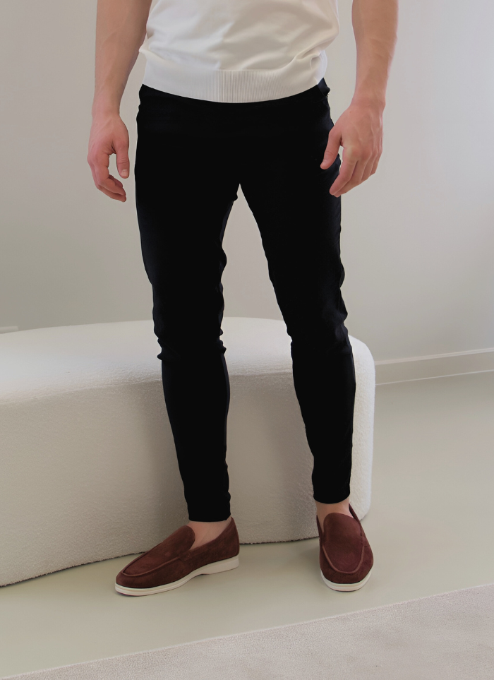 Lightweight chino pants - Black